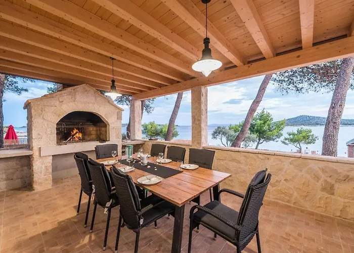 Little Sea House 펜션